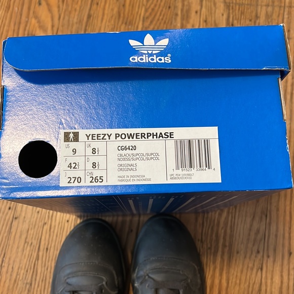 Yeezy power phase size mens US 9. GUC. With box. - Picture 2 of 6